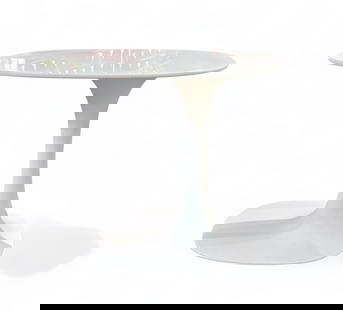 Naoto Fukasawa Awa Table for B & B Italia: Naoto Fukasawa Awa Table for B & B Italia, designed 2009, for outdoor or indoor use, organic white molded form made of Cristalplant, phosphate of aluminum with polyester acrylate resin. Stamped to und