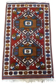 Persian Wool Carpet, 2'9 x 4'7