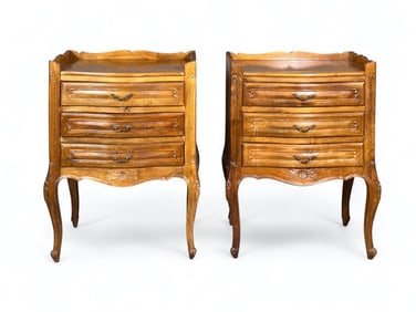 Pair of Italian Rococo Style Walnut Nightstands, Modern