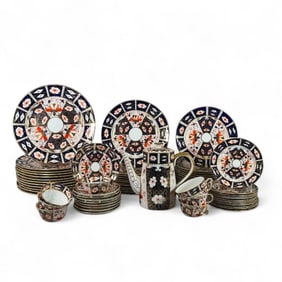 Royal Crown Derby Imari Pattern Dinner Service
