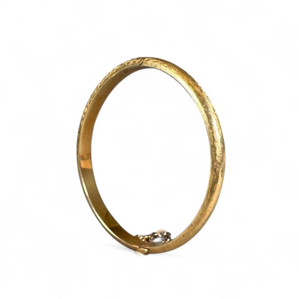 Antique Gold Bangle Bracelet (1 of 4)