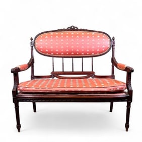 Petite Settee