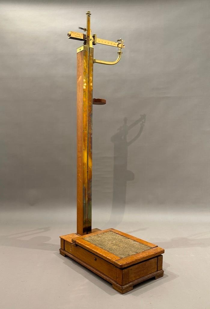 W & J. Avery Ltd. Brass and Oak Doctor's Scale, Birmingham (1 of 13)