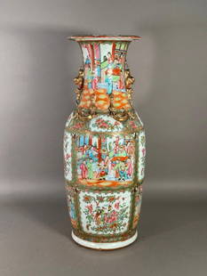 Large Chinese Rose Medallion Vase, Late 19thc.: Large Chinese Rose Medallion Vase, Late 19thc. Of baluster form decorated with applied gilded foo dog mothers and pups at the neck, the shoulders applied with lizards, the vase body decorated with wea