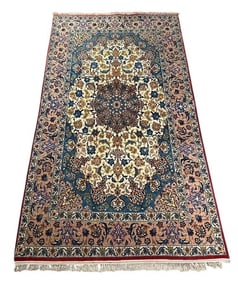 Very Fine Persian Isfahan Carpet 6' x 3'5"