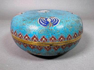 Chinese Cloisonne Enamel Box and Cover, Qing Dynasty