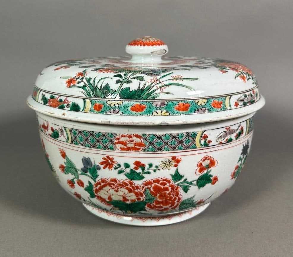 Chinese Famille Verte Porcelain Tureen and Cover, Qing Dynasty: Chinese Famille Verte Porcelain Tureen and Cover, Qing Dynasty, the circular bowl form with domed cover, heavily potted, decorated with large blooming chrysanthemums on leafy stems in orange and gildi