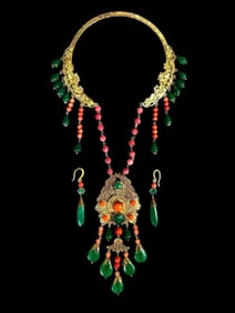 Chinese Rose Quartz and Jade Demi-Parure