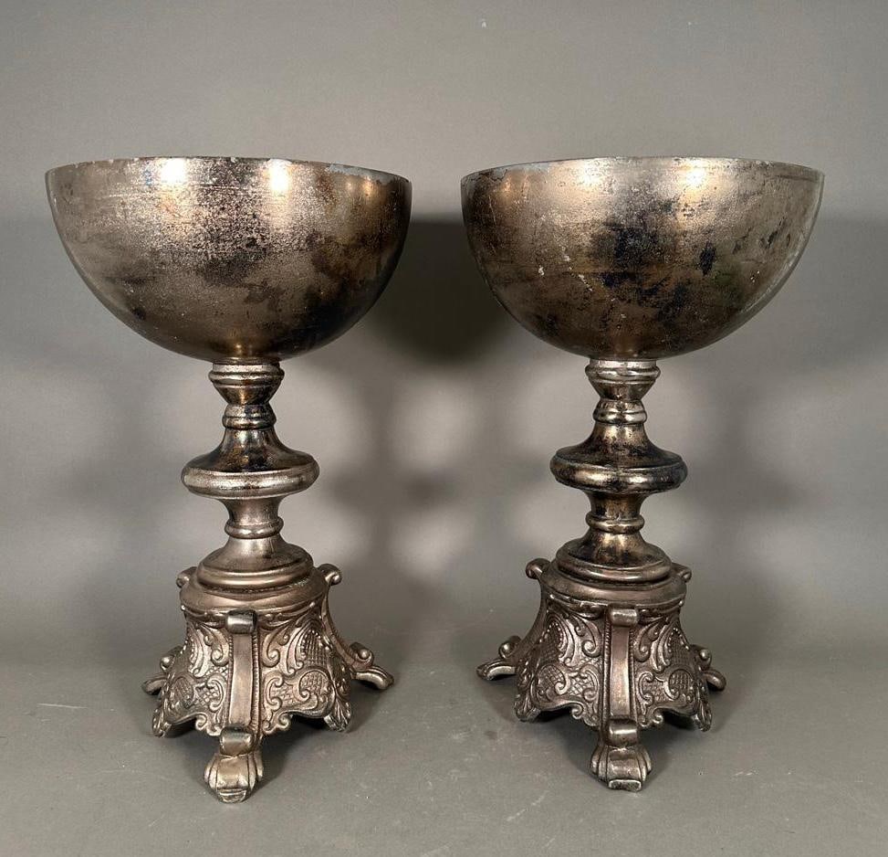 Pair of Baroque Style Cast Metal Jardinieres (1 of 8)
