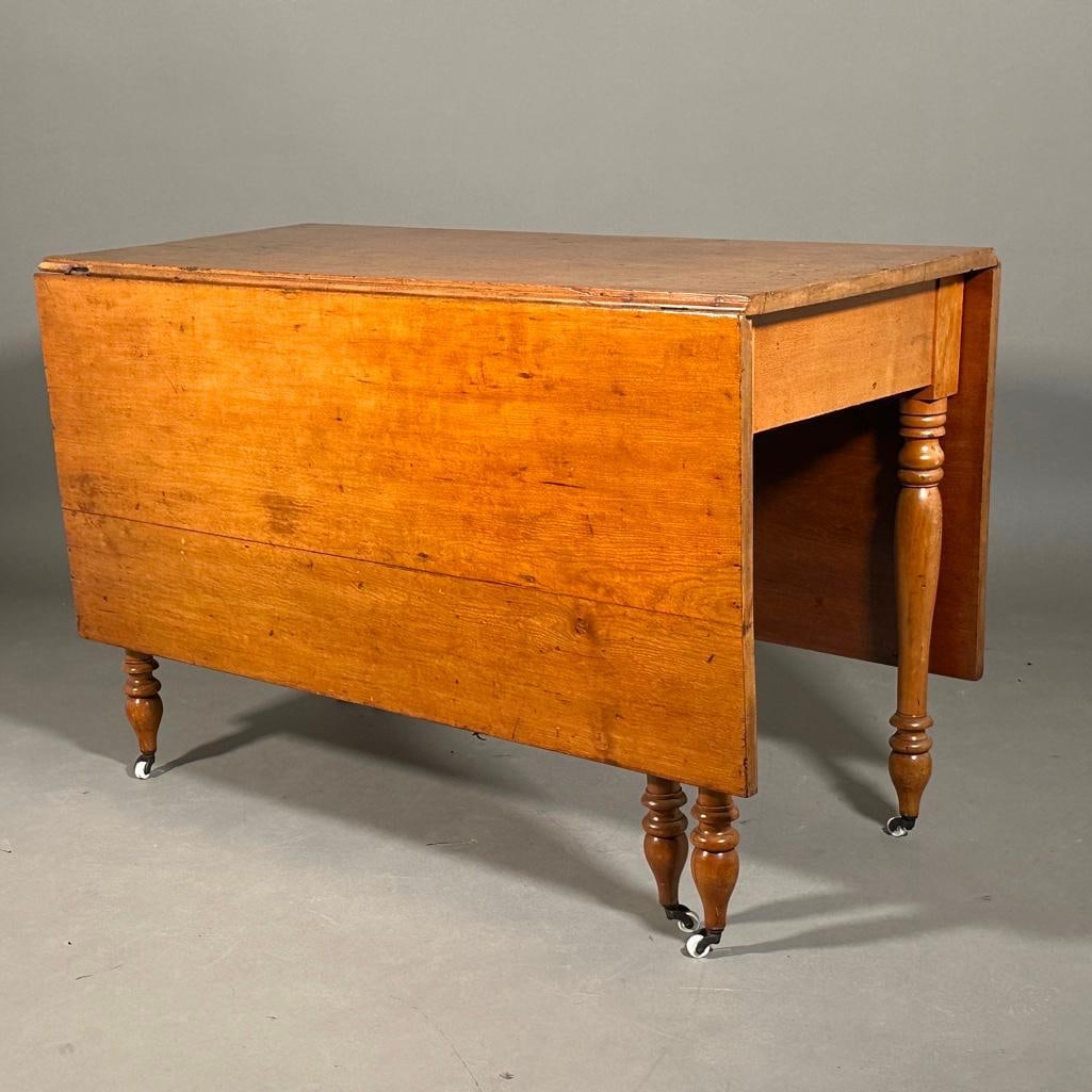 American Country Pine Drop Leaf Table, 19thc. (1 of 7)