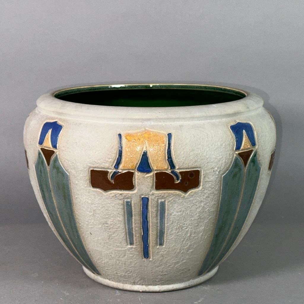 Roseville Mostique Jardiniere, c.1916-20 (1 of 7)