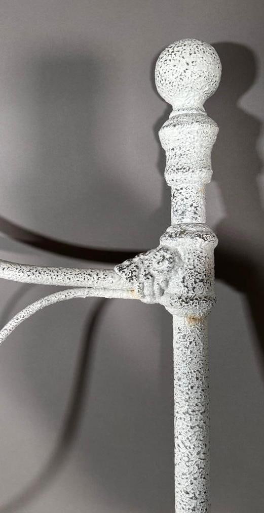 Antique Style Bed - 5