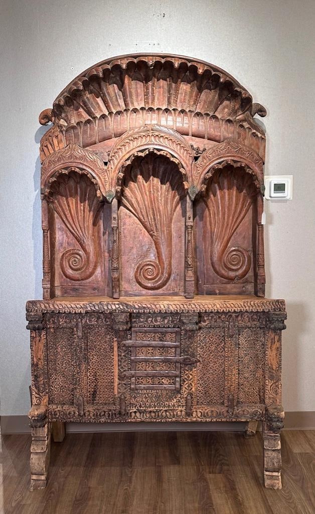 Cobra Carved Wood Buffet (1 of 11)