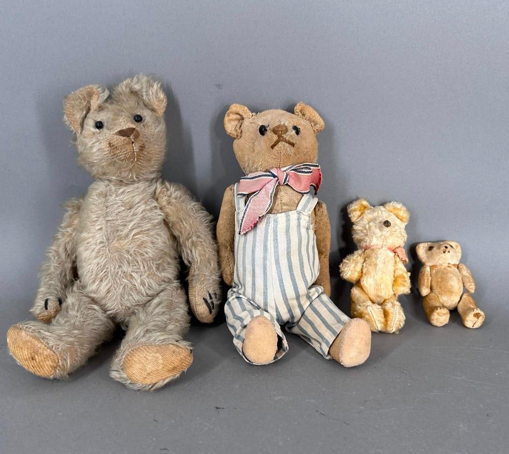 Four Antique Teddy Bears (1 of 8)