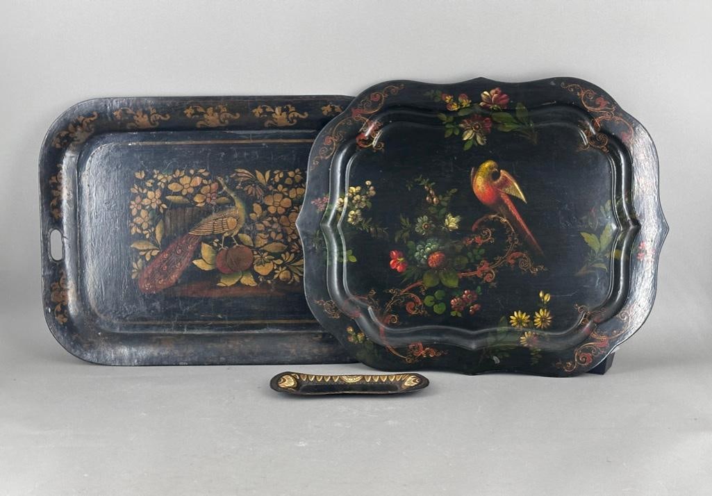 A Lot of Antique Tole Trays (1 of 10)