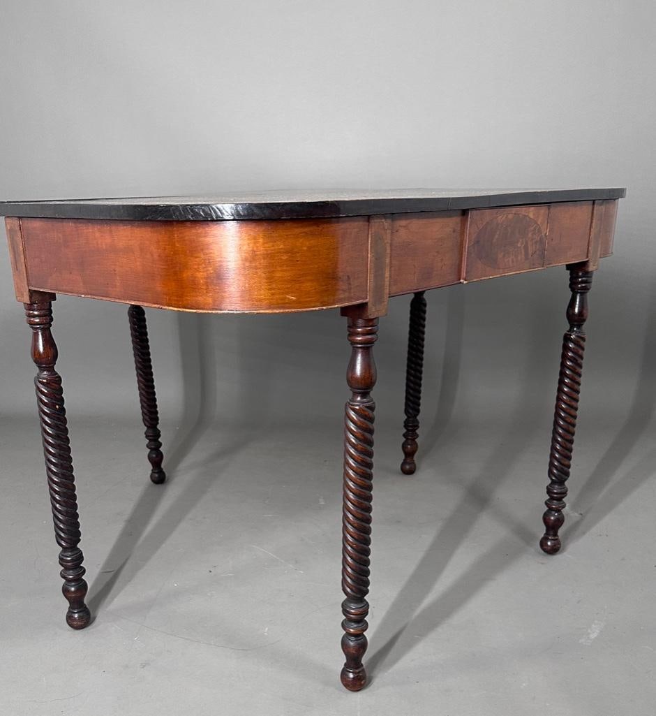 American Federal Mahogany Two part Banquest Dining Table, Early 19th Century (1 of 10)