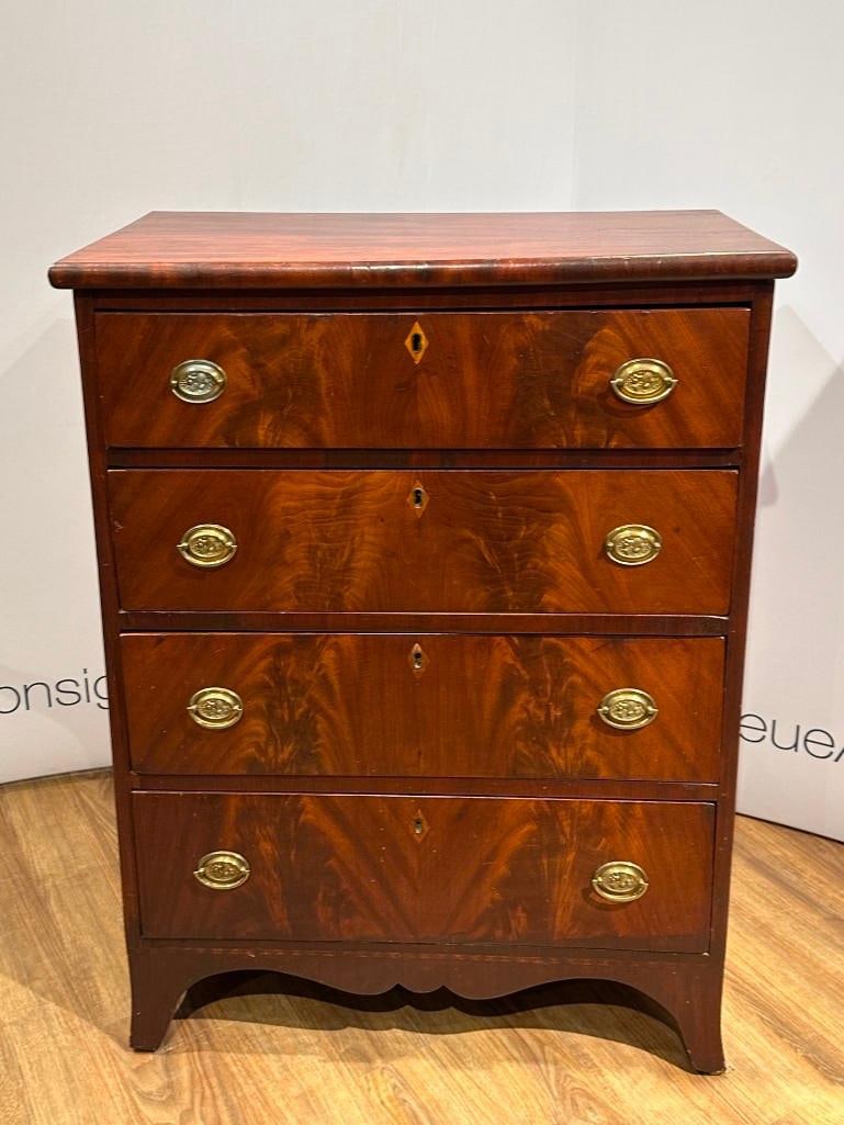 Mahogany Gentleman's Chest, American, 18th/19thc. (1 of 12)