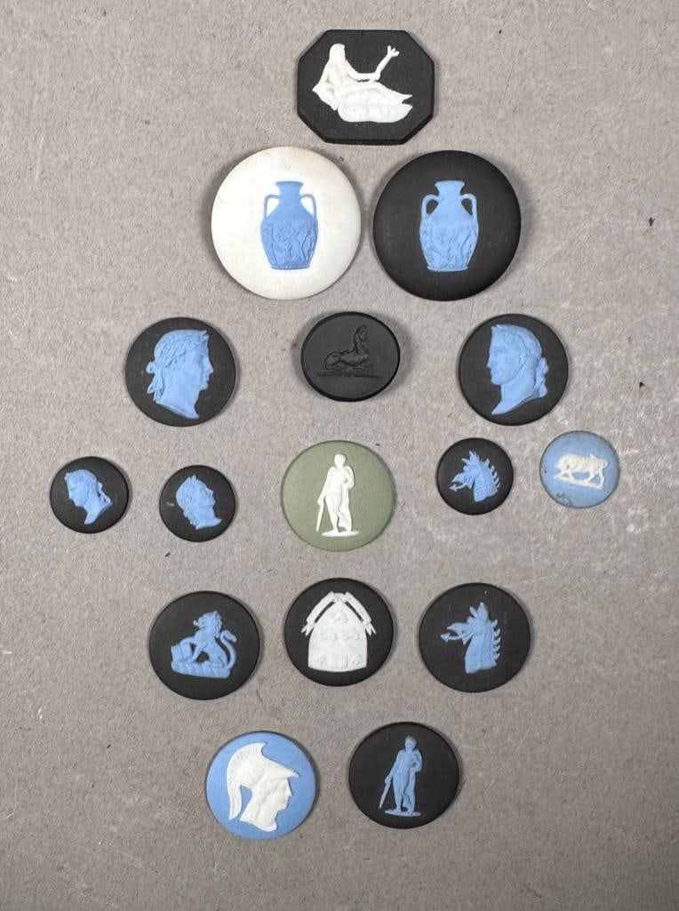 Sixteen Small Loose Wedgwood Medallions (1 of 9)