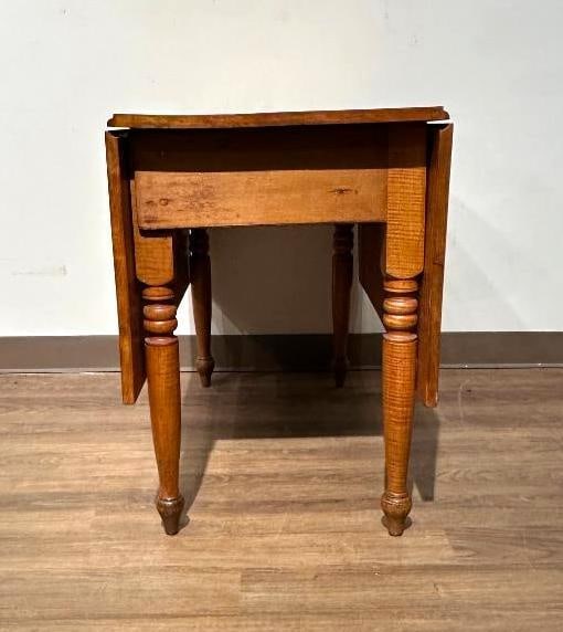 Antique Tiger Maple Drop Leaf Table - 5