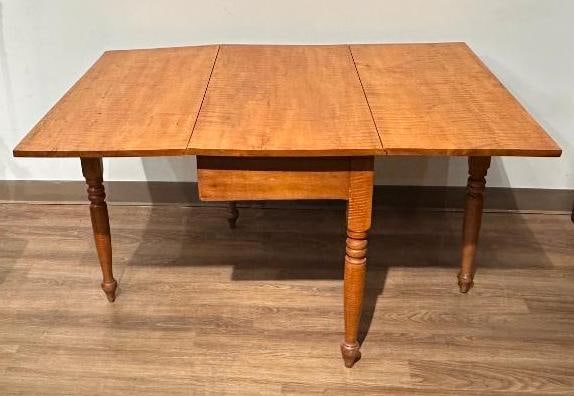 Antique Tiger Maple Drop Leaf Table - 8