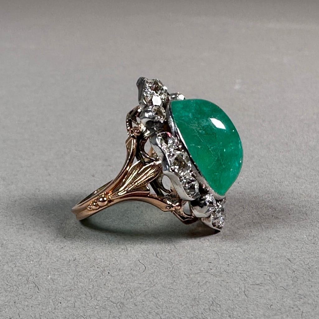 Emerald Cabochon Ring - 3