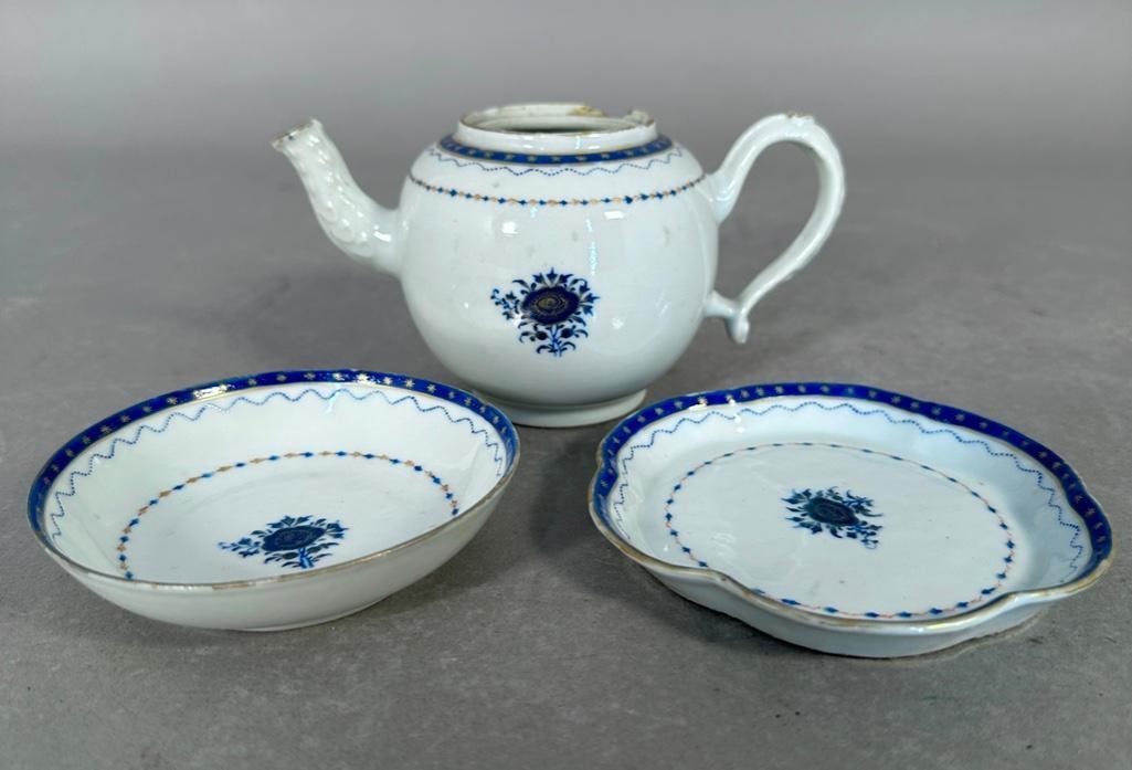Three Pieces of Chinese Export Porcelain, ca. 18th century (1 of 3)