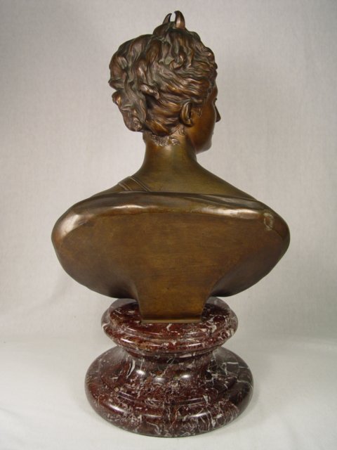 Beautiful Bronze Bust of a Woman C1800S. - 3
