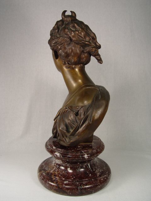 Beautiful Bronze Bust of a Woman C1800S. - 4