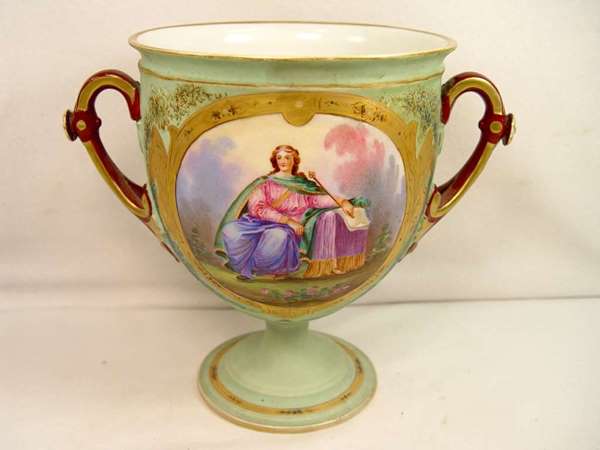 Antique Handpainted Vienna Beehive Mark Footed Cen: Antique Handpainted Vienna Beehive Mark Double Handle Footed Centerpiece. Size is 8"high x 9-1/2"across handles.In Excellant Condition.