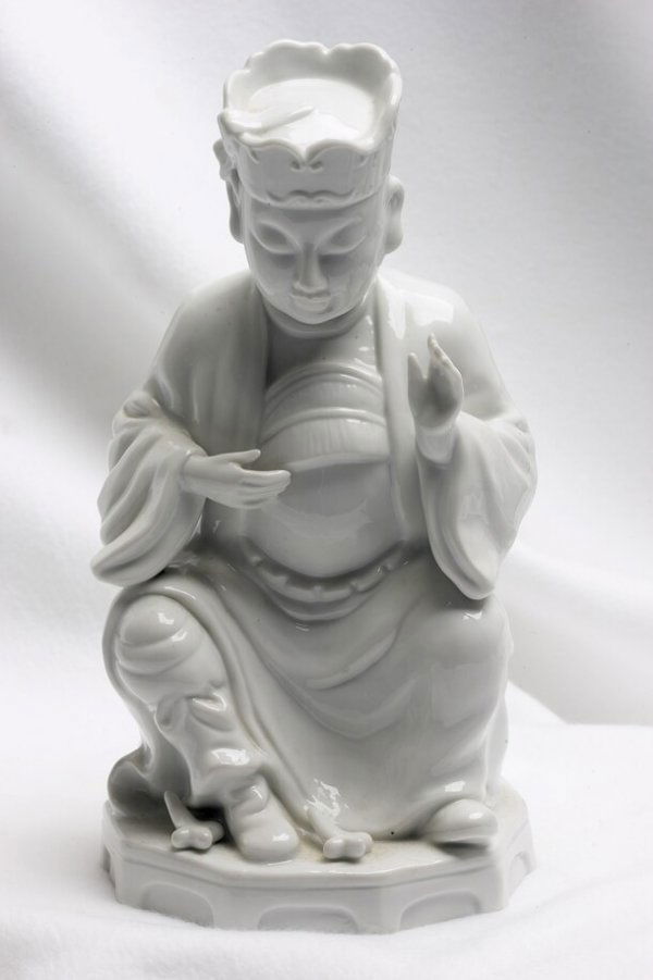 Vintage Andrea by Sadek Buddha Figurine.: Vintage Andrea by Sadek Ceramic Buddha Figurine.Size is approx.10" high x 5-1/5" wide.Excellant Condition.