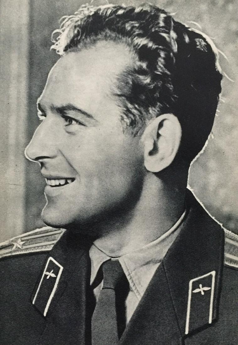 Soviet Propaganda signed Gherman Titov Space 1961 (1 of 14)