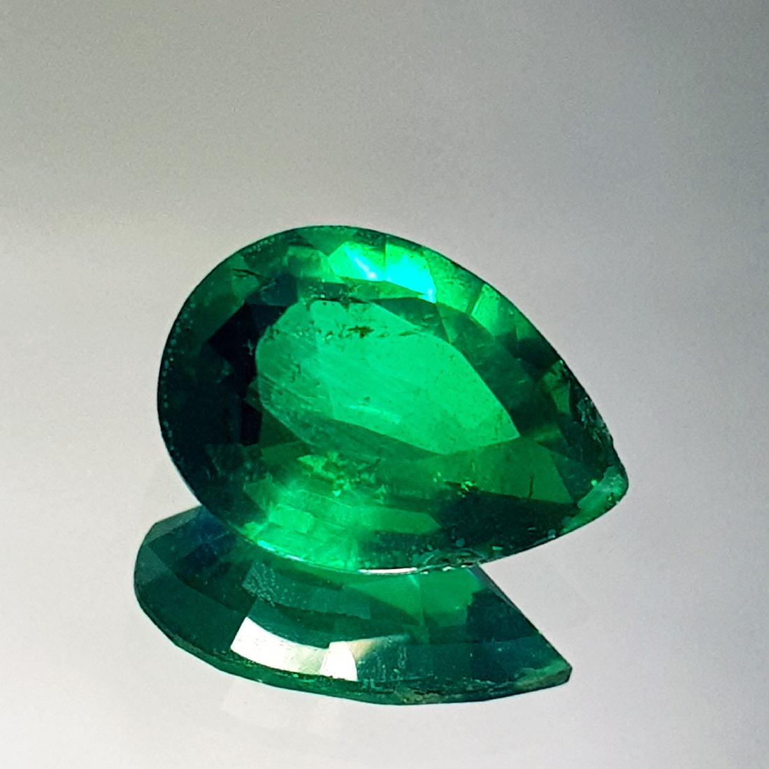 3.70 ct Doublet Emerald (1 of 6)