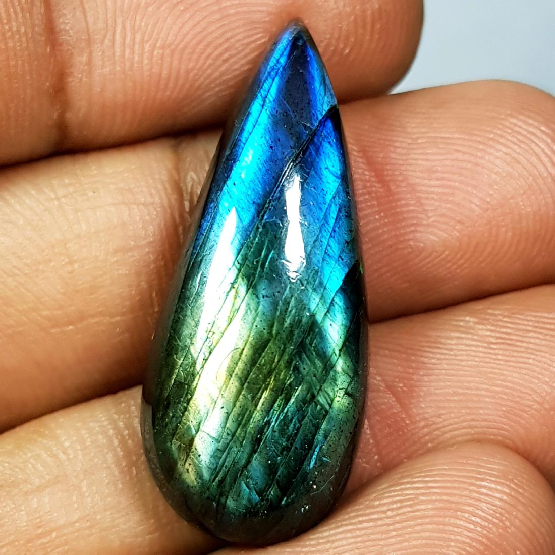 20.90 ct Natural Labradorite: Pear - USA