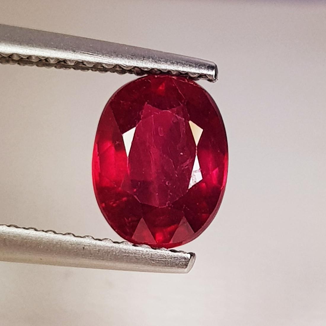 2.20 ct Natural Ruby (1 of 6)