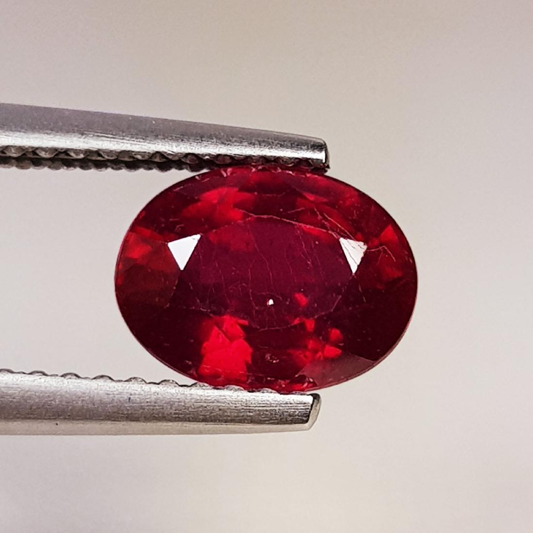 2.20 ct Natural Ruby (1 of 6)