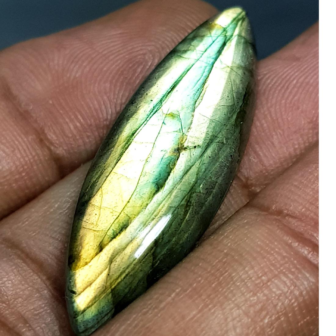 17.00 ct Natural Labradorite: Marquise-Usa