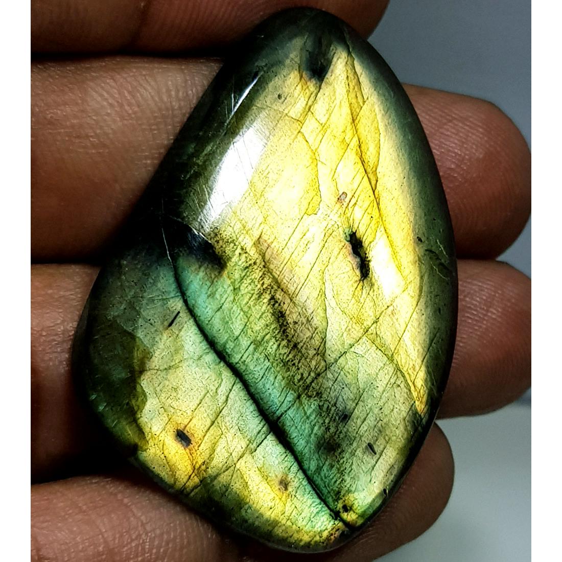 51.55 ct Natural Labradorite: Fancy-Usa