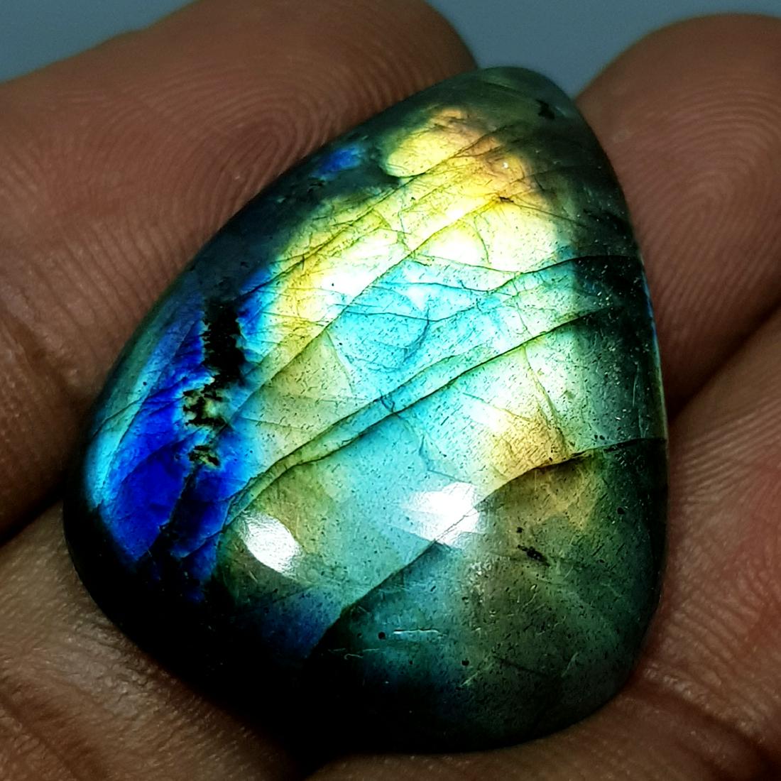 35.45 ct  Natural Labradorite (1 of 6)