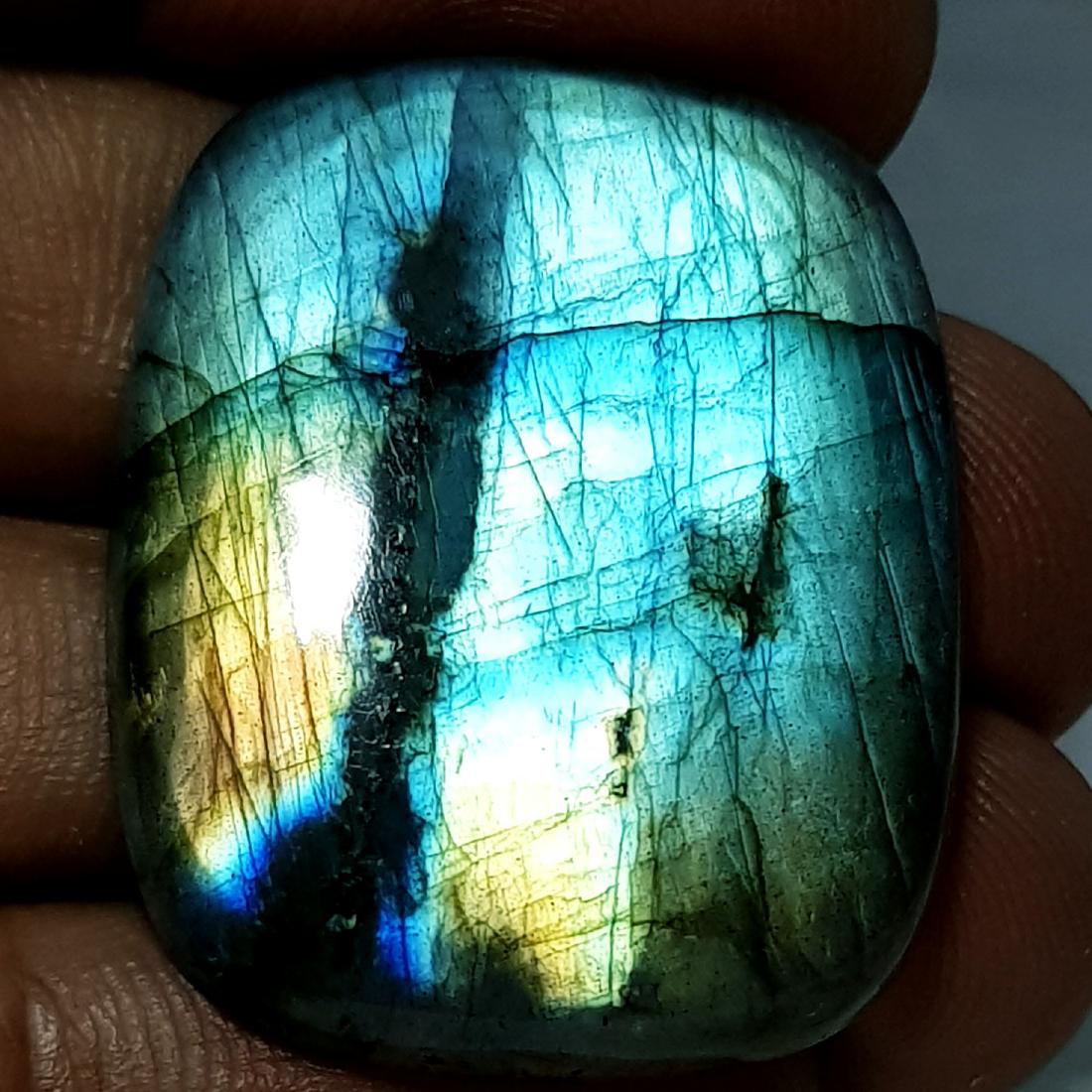 38.90 ct Natural Labradorite (1 of 6)