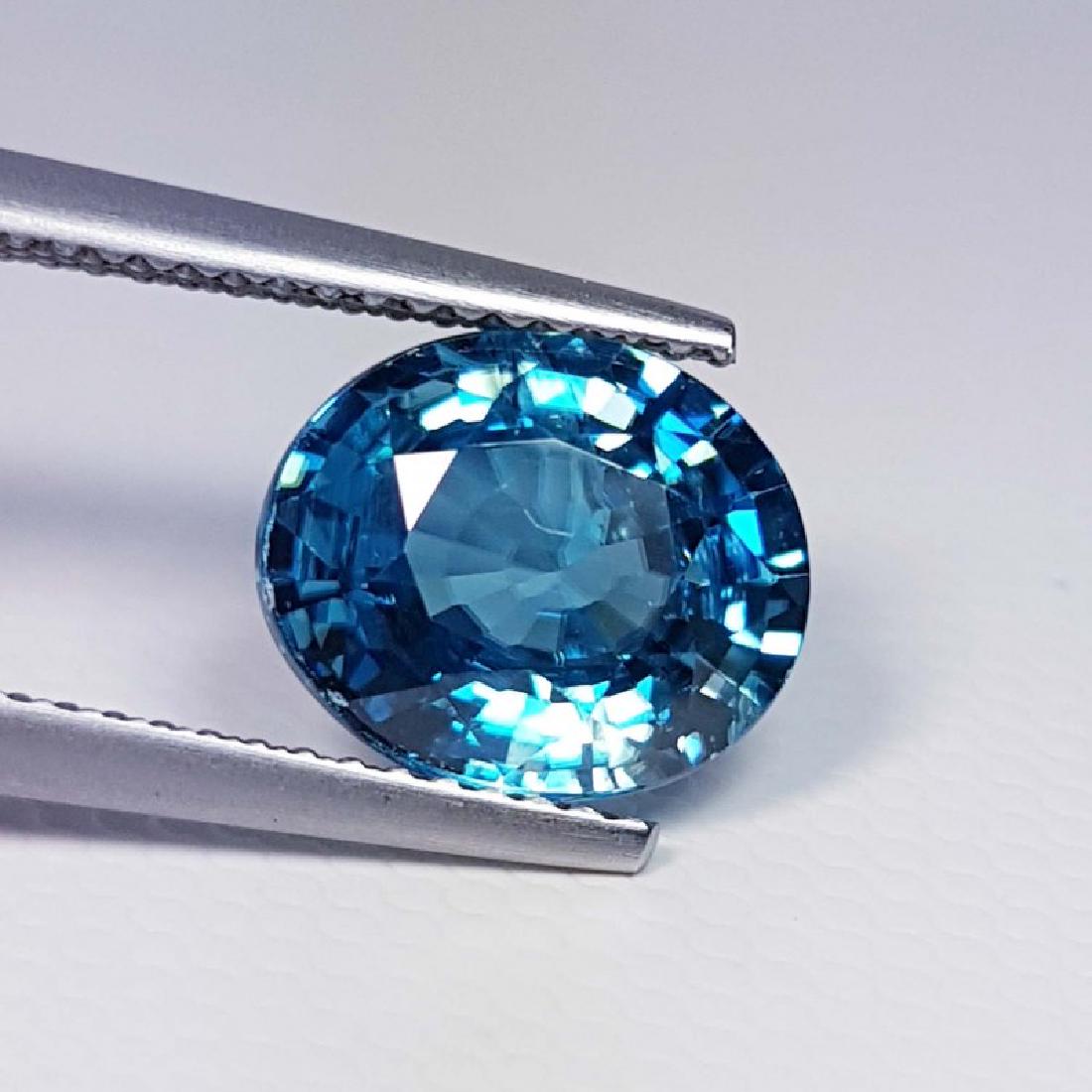 4.05 ct Beautiful Oval Cut Natural Blue Zircon: Oval - Combodia