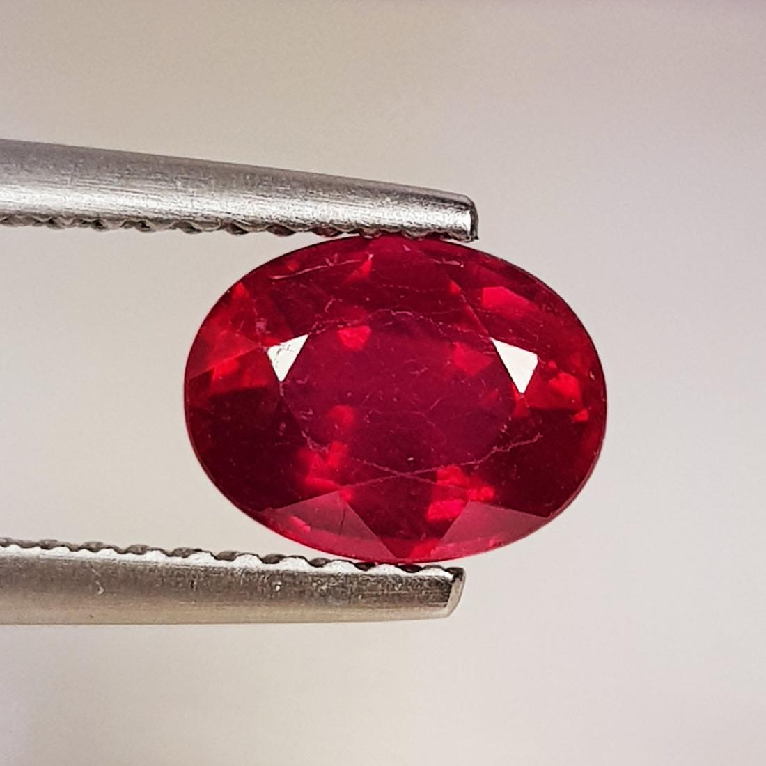2.05 ct Natural Ruby (1 of 6)