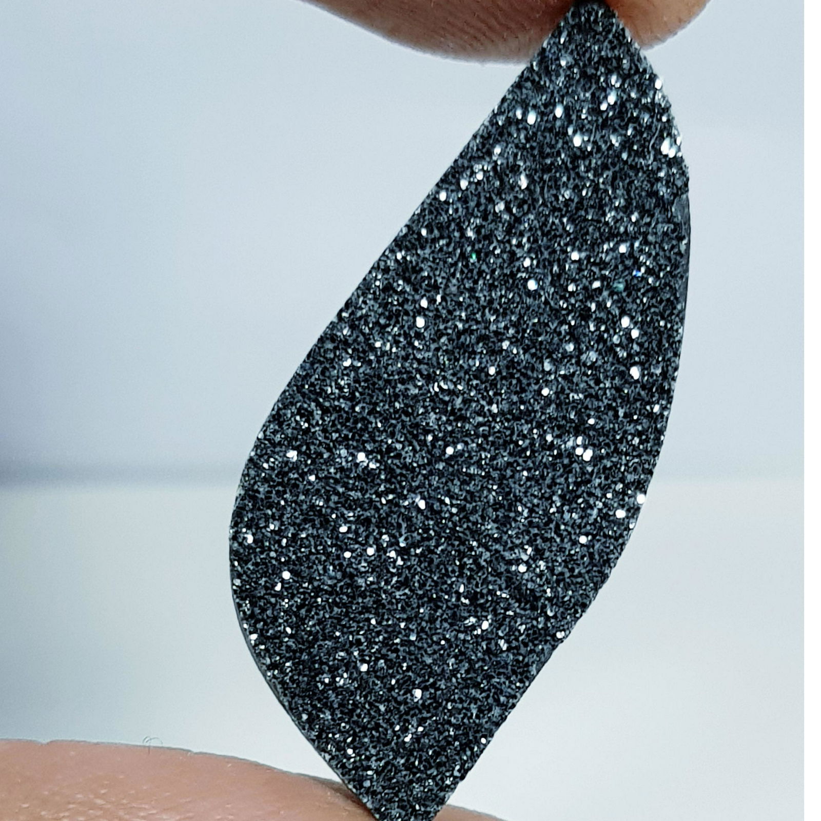 18.25 ct Natural Black Drucy (1 of 5)