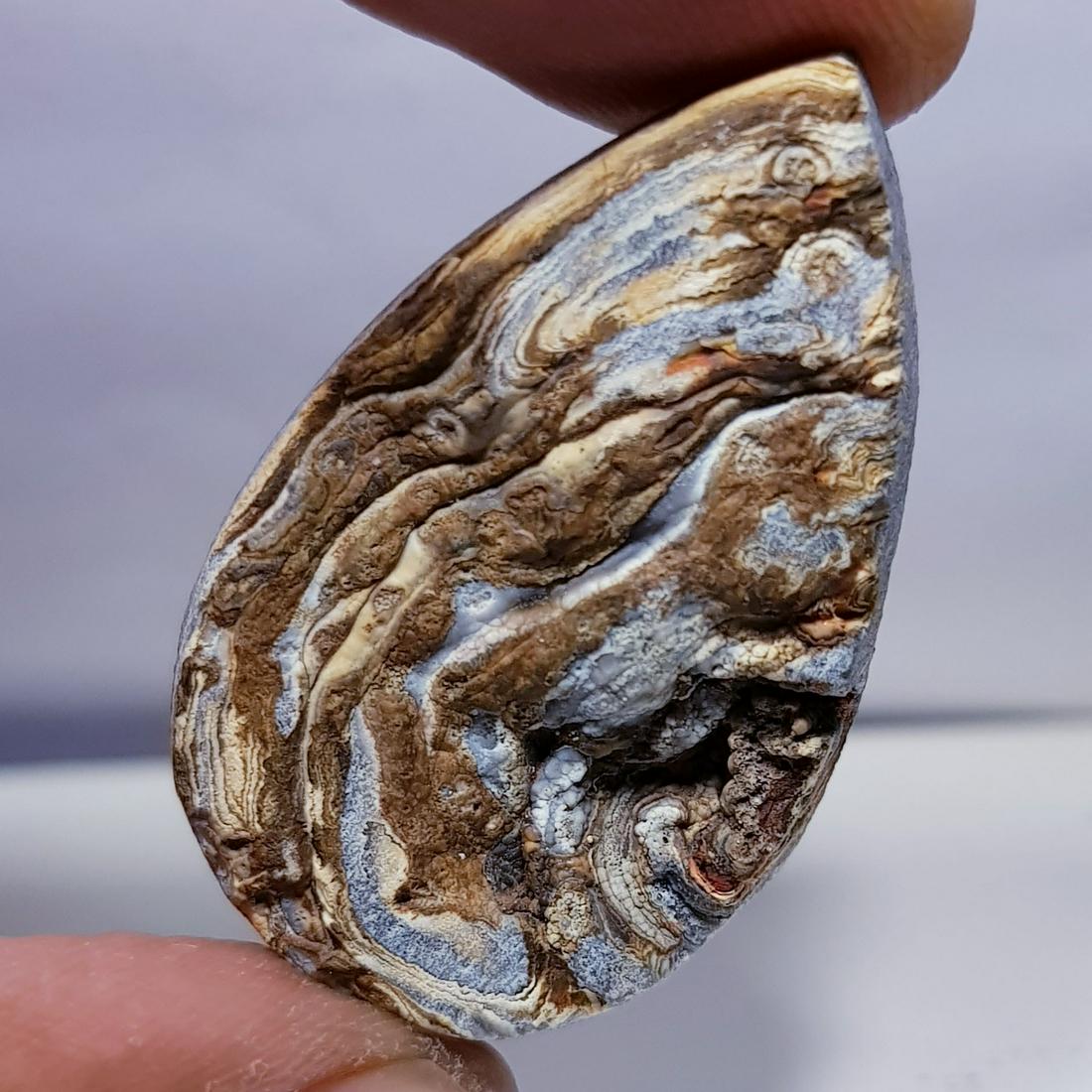 46.60 ct Natural Dezert Drucy (1 of 5)