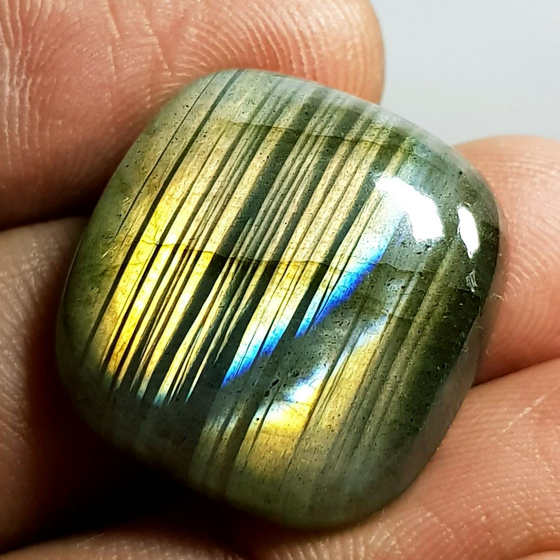 28.45 ct Natural Labradorite: Cushion-Usa