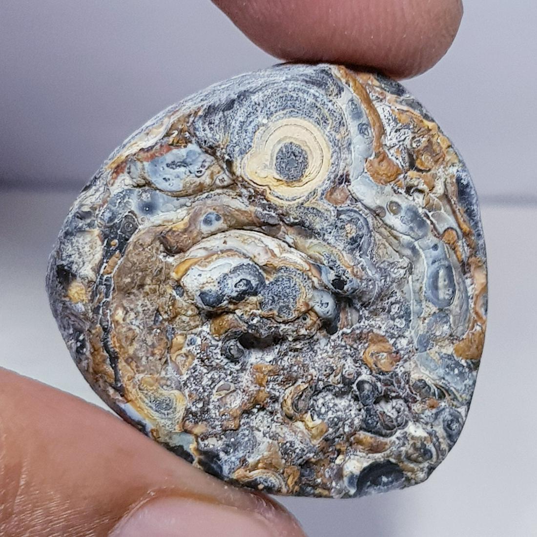 36.78 ct Natural Dezert Drucy (1 of 5)