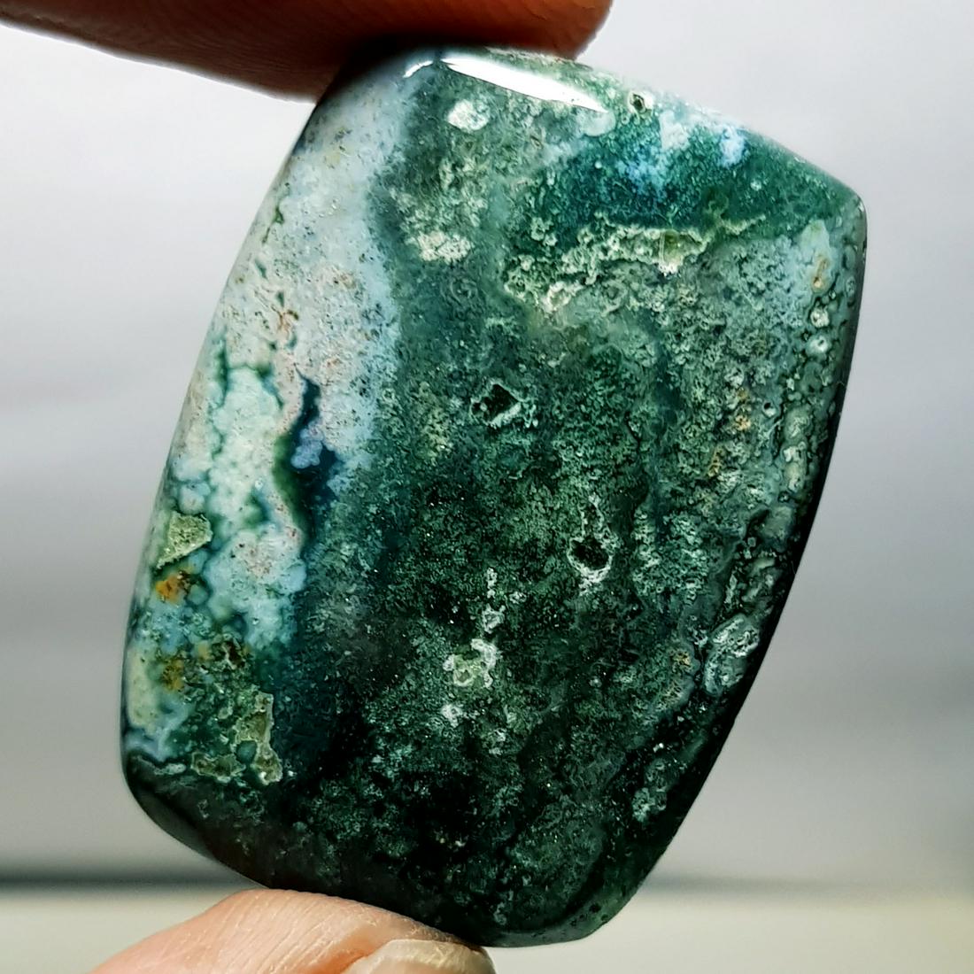 38.06 ct Natural Calcy Rock (1 of 5)