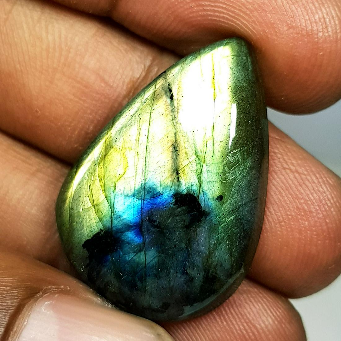 26.50 ct Natural Labradorite (1 of 5)