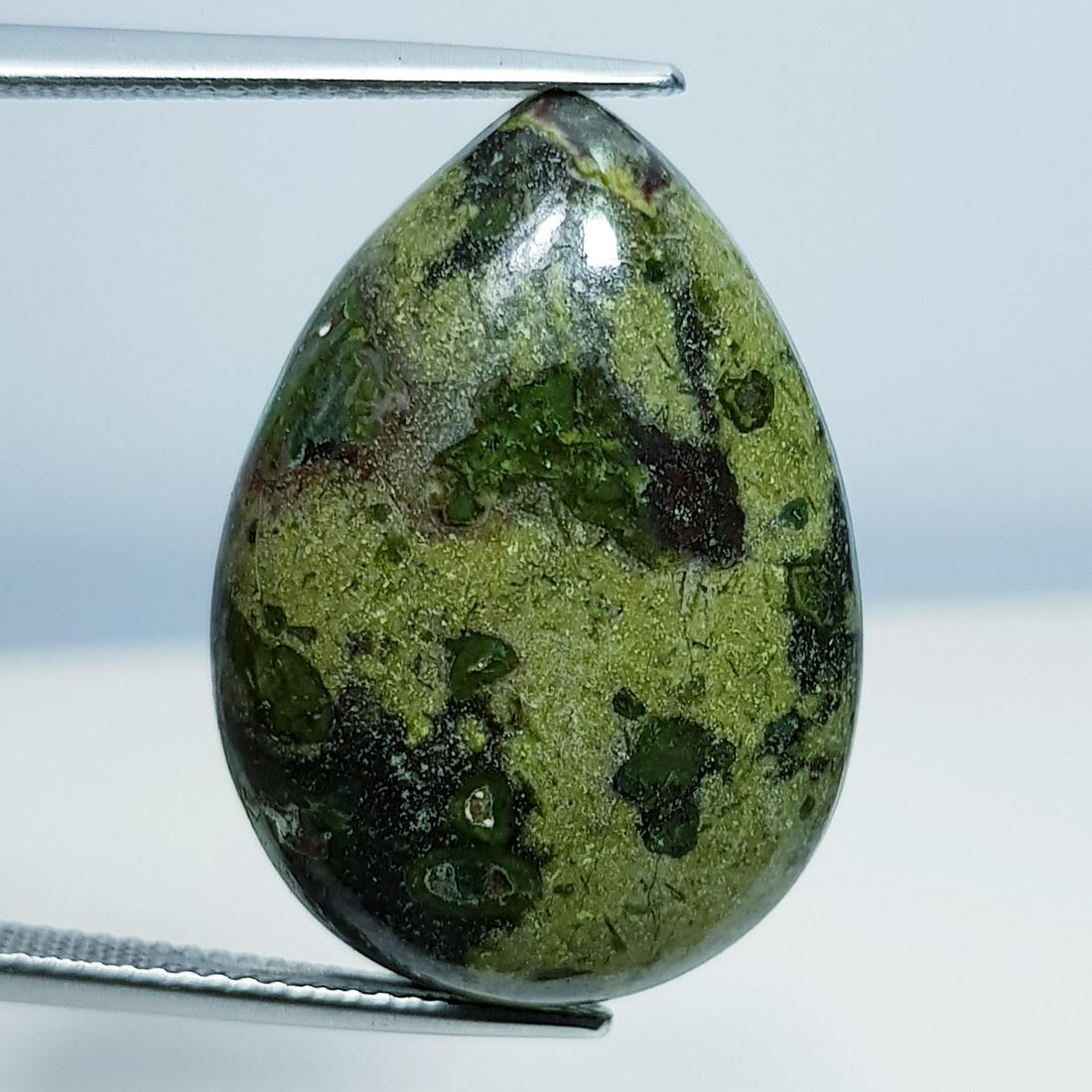 26.80 ct Natural Green Heena (1 of 5)