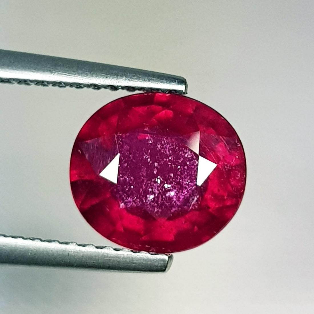 2.53 ct Natural Ruby (1 of 6)