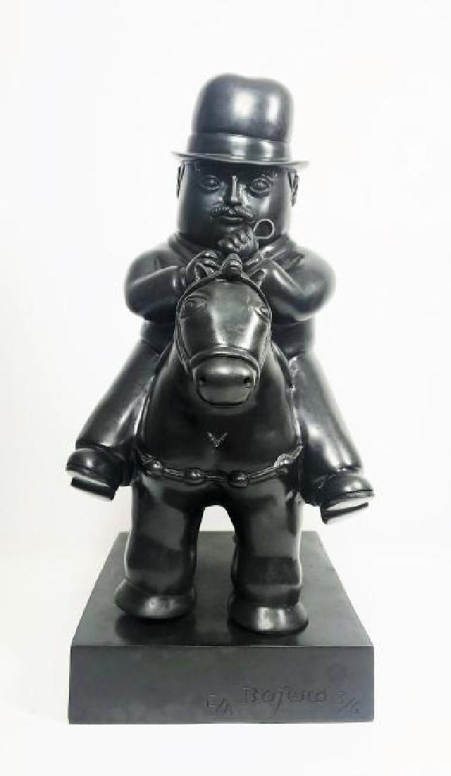 AFTER Fernando Botero- Bronze" Pedrito": BEAUTIFUL ESCULTURE AFTER FERNANDO BOTERO (COLOMBIAN ARTIST ) Size:21 "h X 16.5"w X12.5 "d .Seal and numbers 3/6